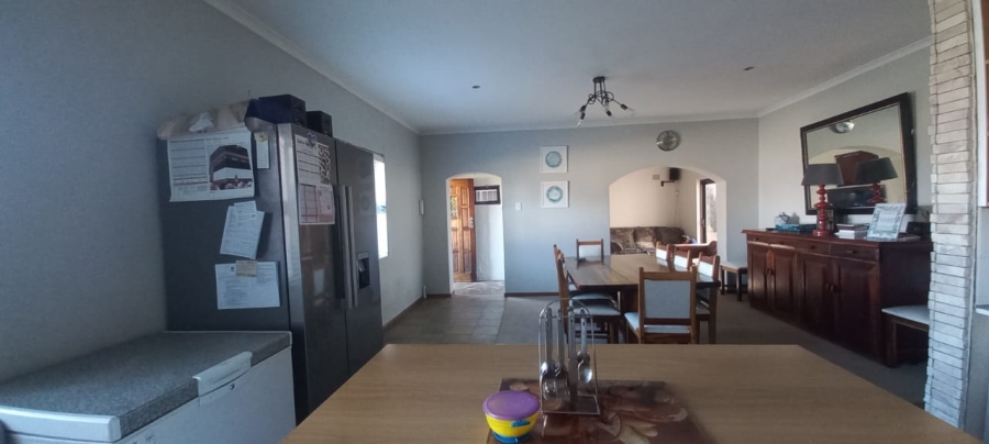 5 Bedroom Property for Sale in Wetton Western Cape